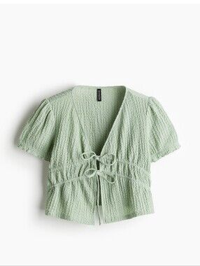 H&M Divided Crinkled Tie Front Top